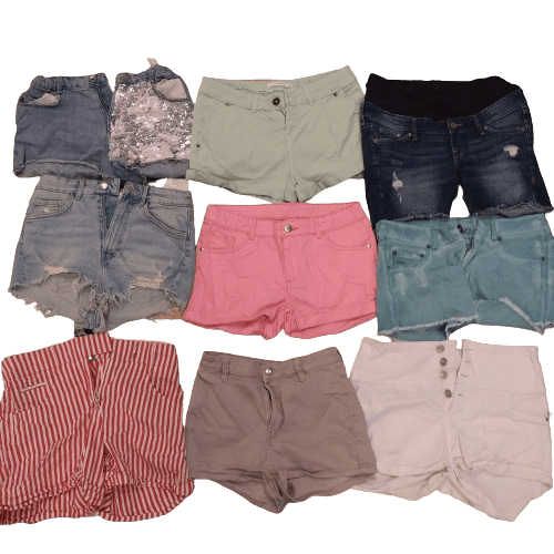 Mixed modern style shorts assortment from 2015 onwards, vintage wholesale fashion batch with grade A quality, 8 pairs on display