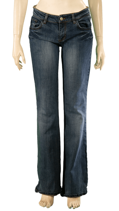 Stylish dark blue women's jeans on a mannequin, showcasing a flattering fit and contemporary design for everyday wear.