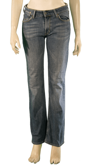 Women's blue denim jeans on a mannequin, straight-leg style, perfect for casual wear and fashion-forward outfits.