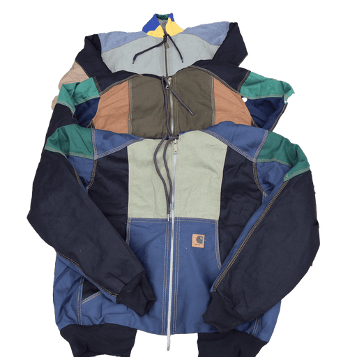 Vintage Carhartt rework jackets from the 70s to 00s in a wholesale mix pack. Grade A quality vintage fashion, USA goods.